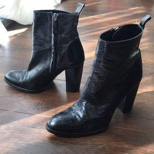 Zara Basic Collection Zip Up Bootie